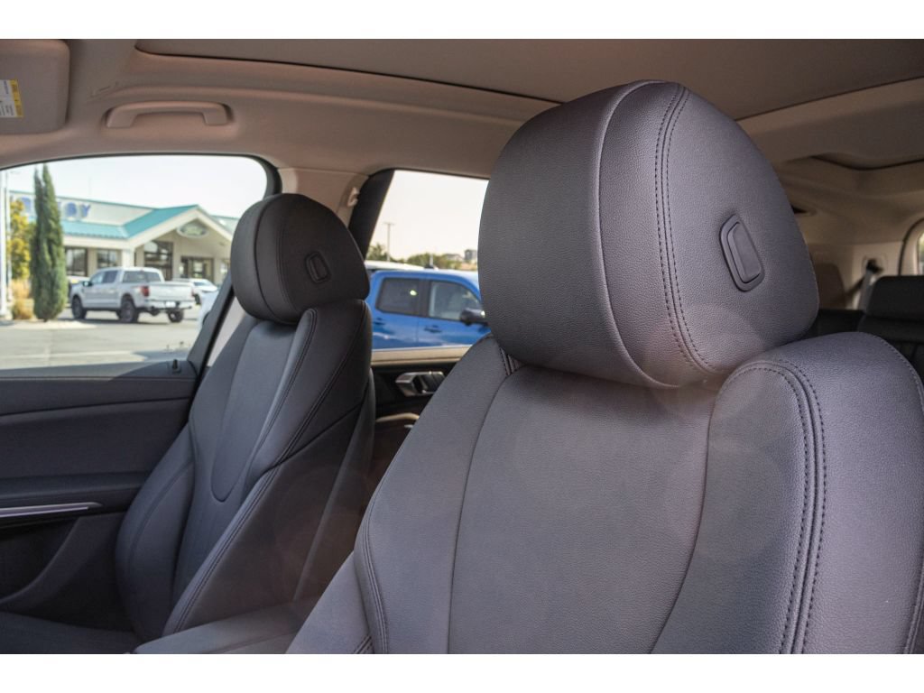 Used 2020 BMW X7 xDrive40i w/ Premium Package AWD/4WD image 19