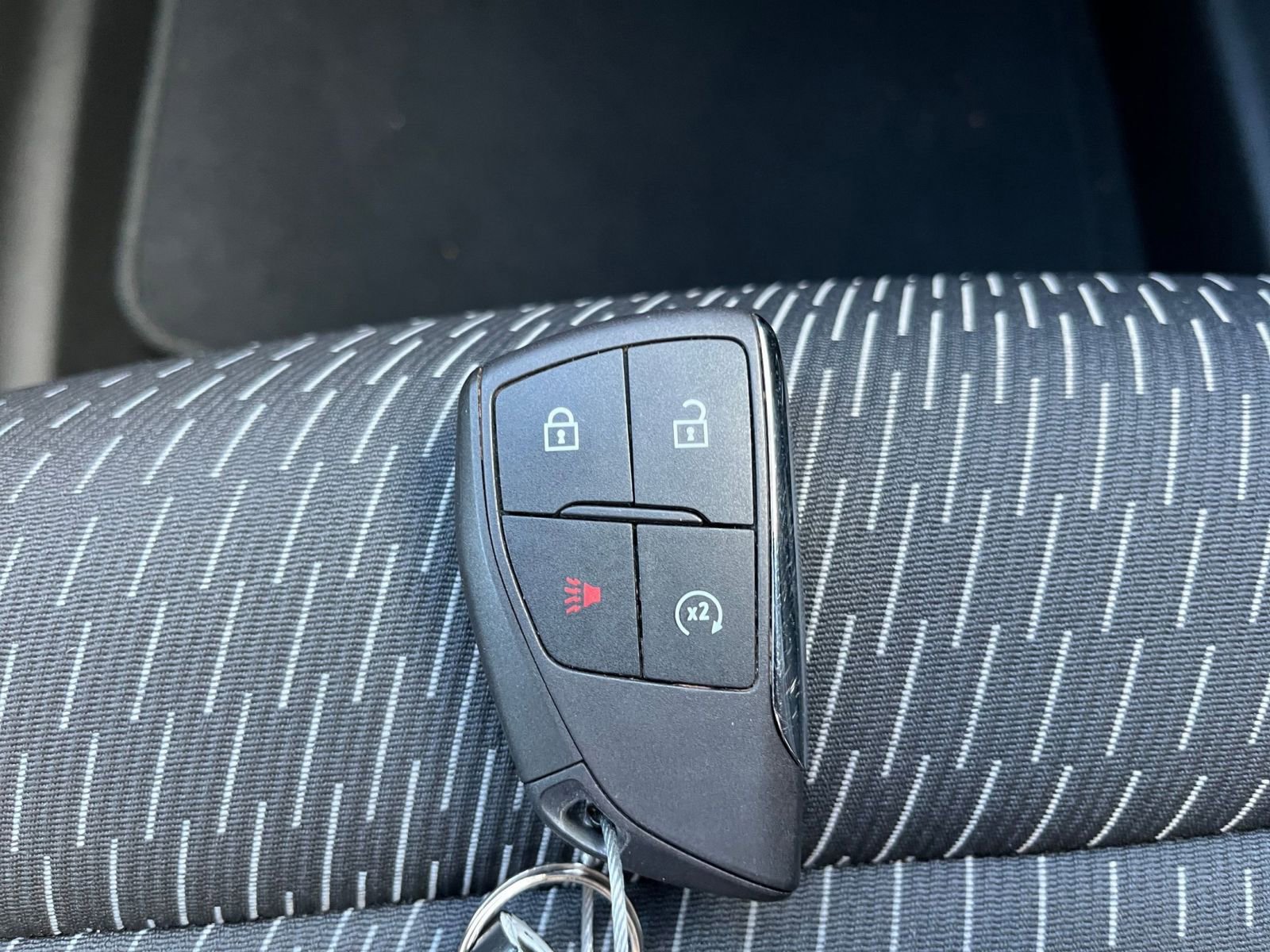 Used 2025 Chevrolet Equinox LT image 23