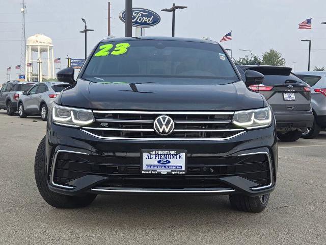 Used 2023 Volkswagen Tiguan SEL R-Line image 4