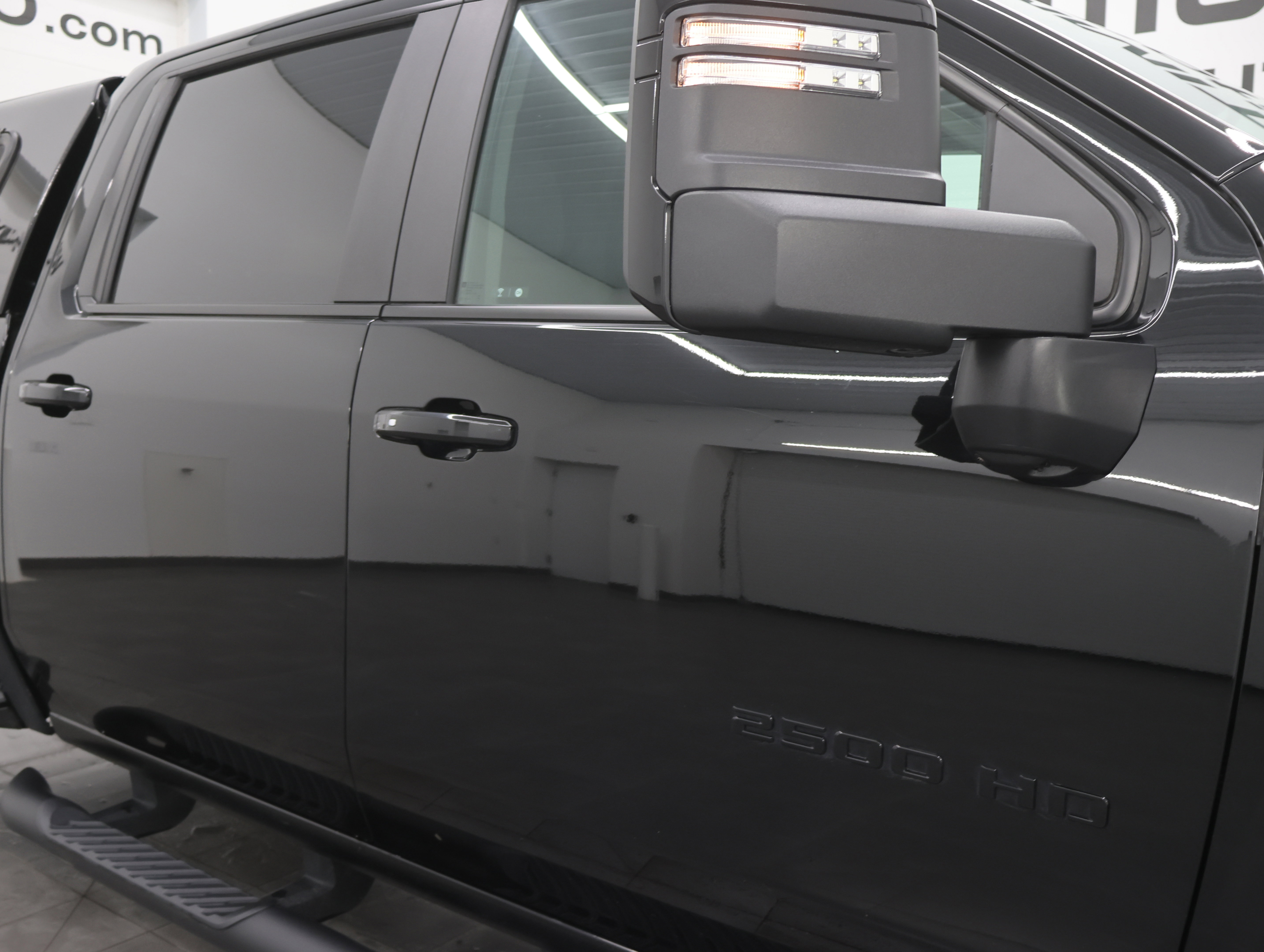 Used 2024 Chevrolet Silverado 2500 LT w/ Midnight Edition image 29