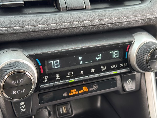 Certified 2025 Toyota RAV4 XLE AWD/4WD image 17
