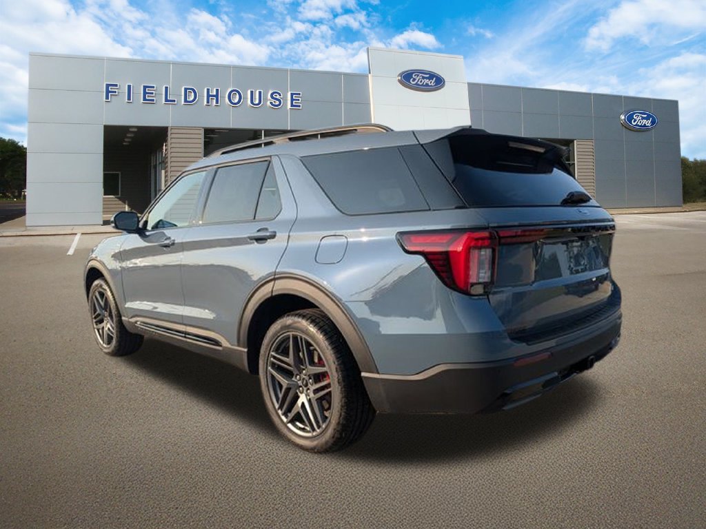 New 2026 Ford Explorer ST-Line w/ ST-Line Street Pack AWD/4WD image 5