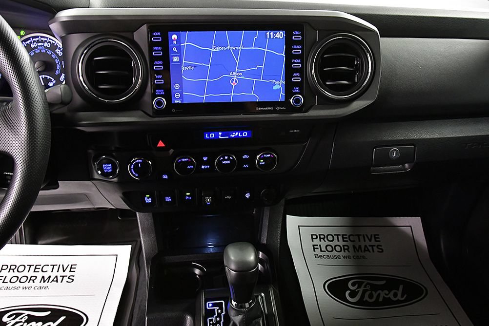 Used 2023 Toyota Tacoma TRD Off-Road w/ Advanced Technology Package AWD/4WD image 27