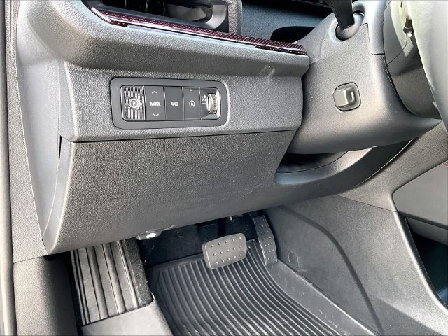 New 2027 Chevrolet Traverse RS AWD/4WD image 31