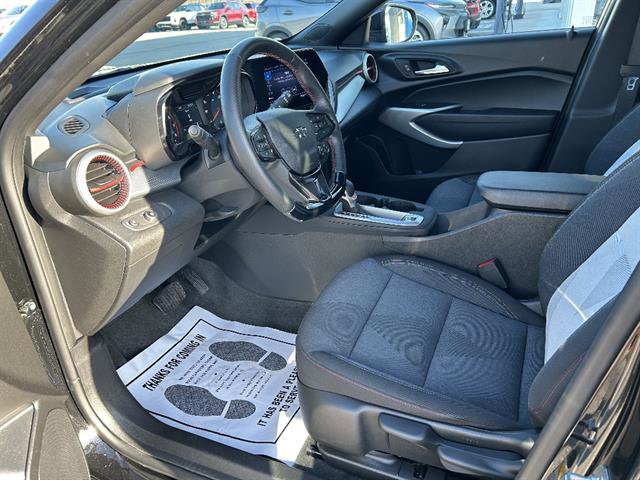 Certified 2024 Chevrolet Trax RS w/ Driver Confidence Package image 12