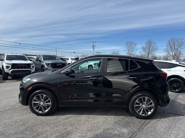 Used 2023 Buick Encore GX Select w/ Sport Touring Package image 4