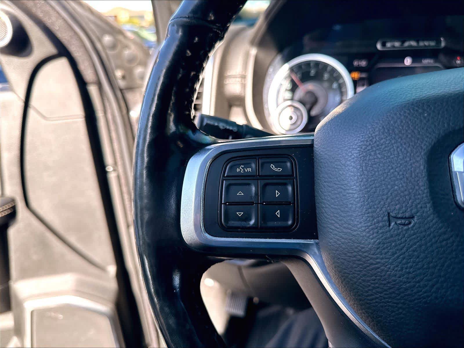 Used 2019 RAM 2500 Laramie AWD/4WD image 14
