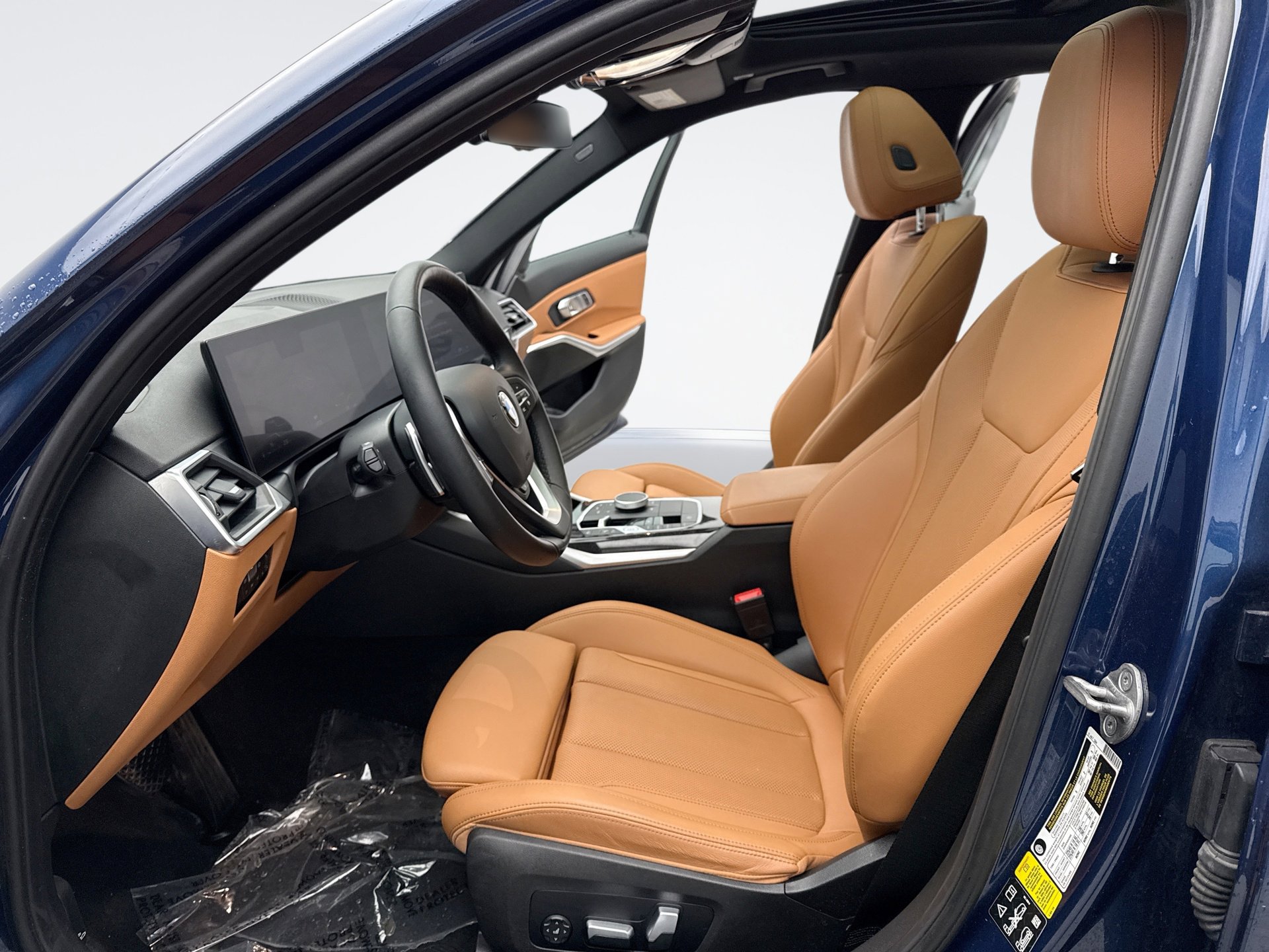 Used 2023 BMW 330i xDrive 330XI AWD w/ Driving Assistance Package image 11