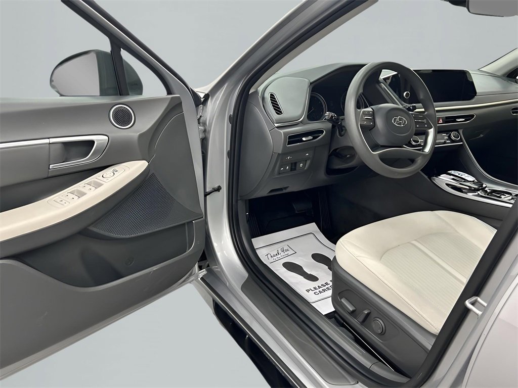 Used 2023 Hyundai Sonata SEL image 9