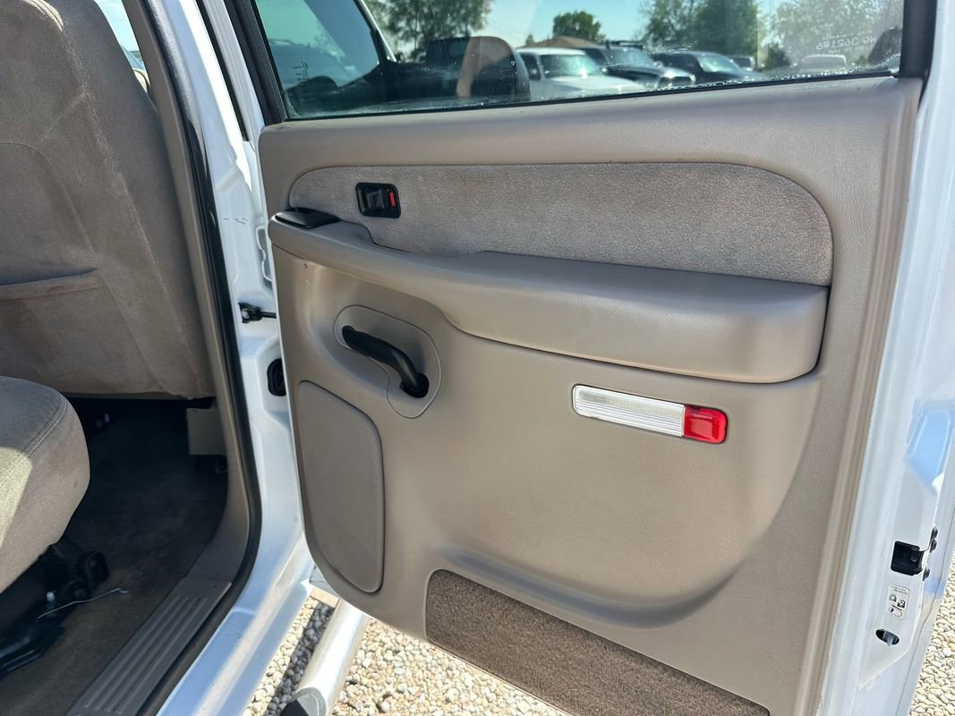 Used 2003 Chevrolet Silverado 2500 LS w/ Skid Plate Package AWD/4WD image 18