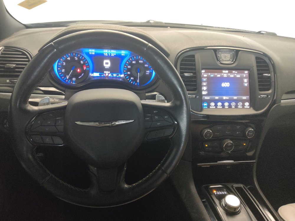 Used 2020 Chrysler 300 S w/ 300S Premium Group RWD image 22