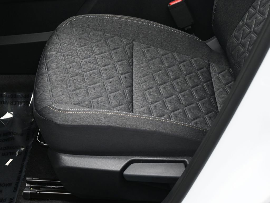 New 2026 Nissan Kicks SV w/ SV Premium Package AWD/4WD image 15