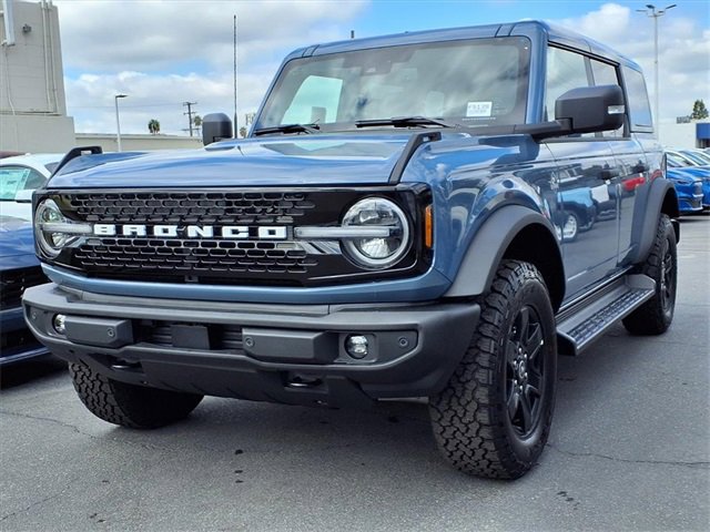 New 2025 Ford Bronco Outer Banks