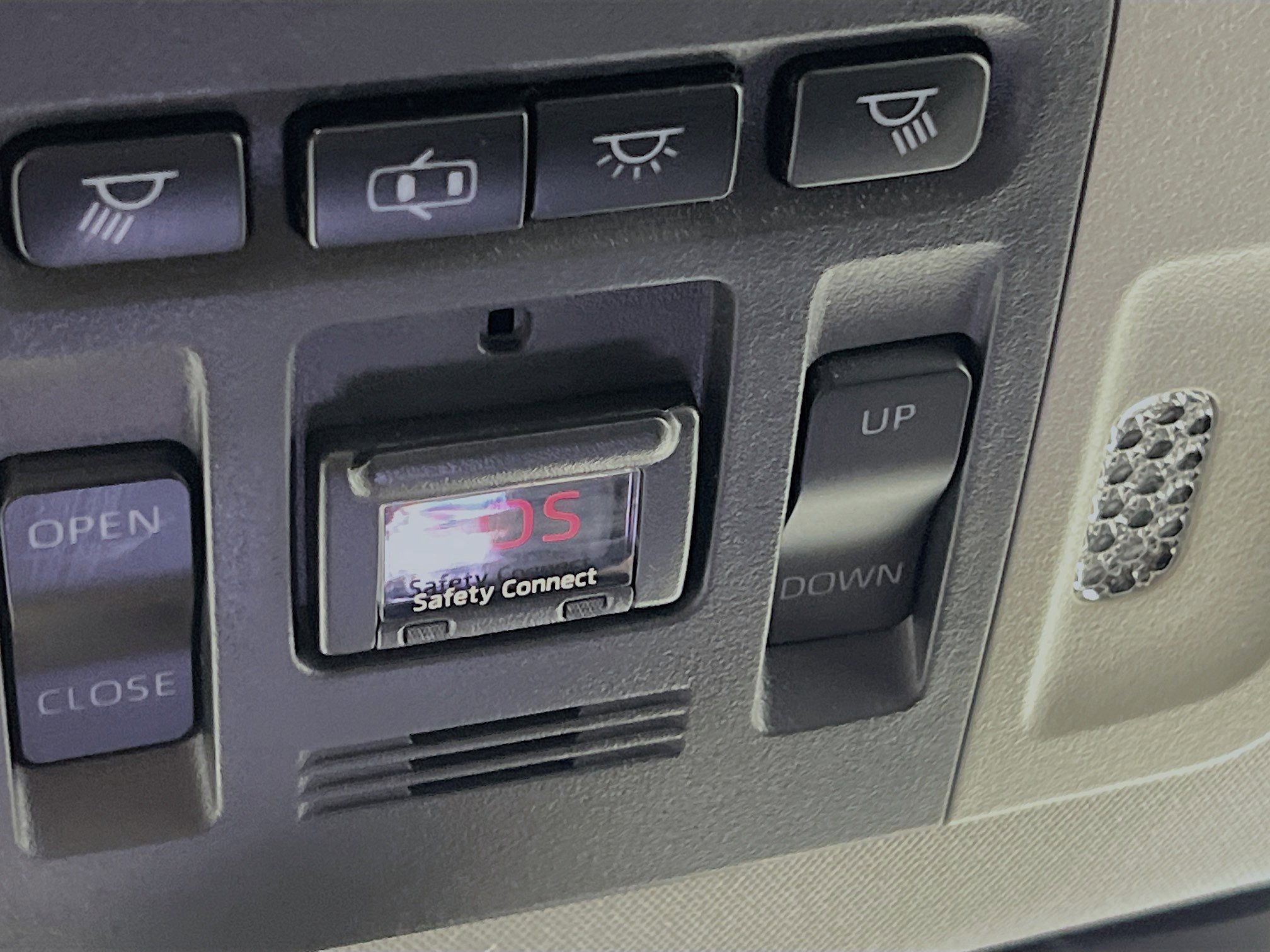 Used 2018 Toyota Camry LE image 22