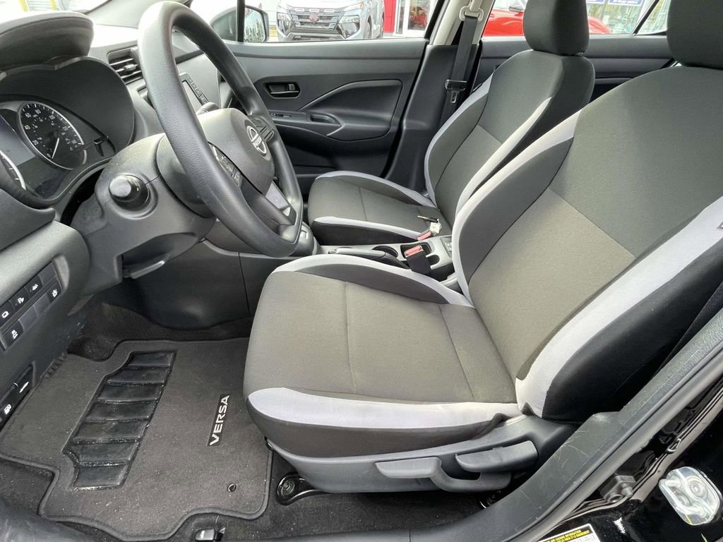 Used 2025 Nissan Versa S w/ S Plus Package image 13