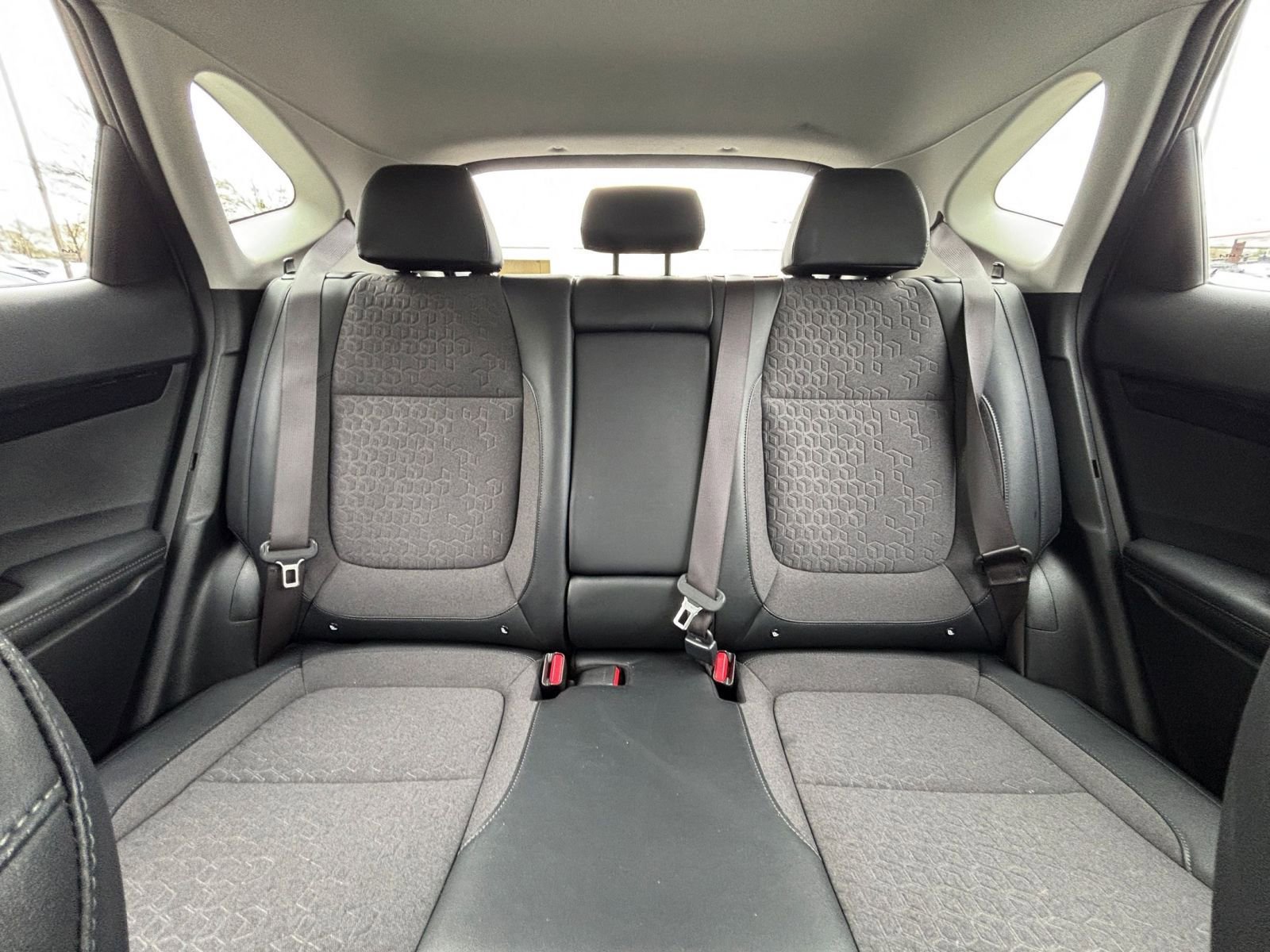 Used 2025 Kia Seltos S image 39