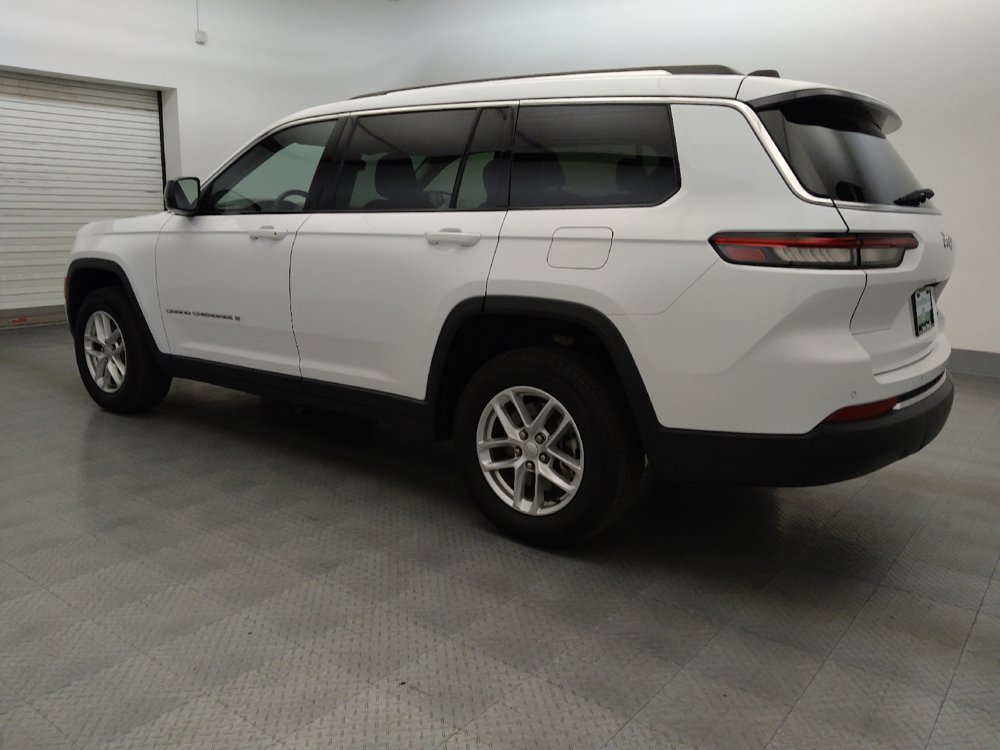 Used 2023 Jeep Grand Cherokee L Laredo w/ Luxury Tech Group I RWD image 3