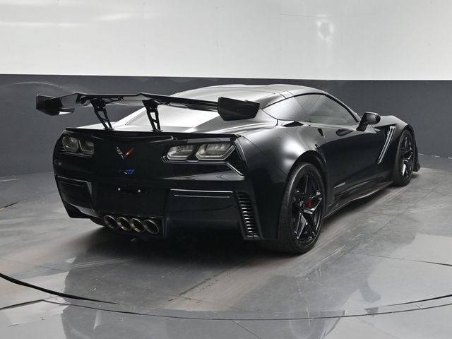 Used 2019 Chevrolet Corvette ZR1 RWD image 28