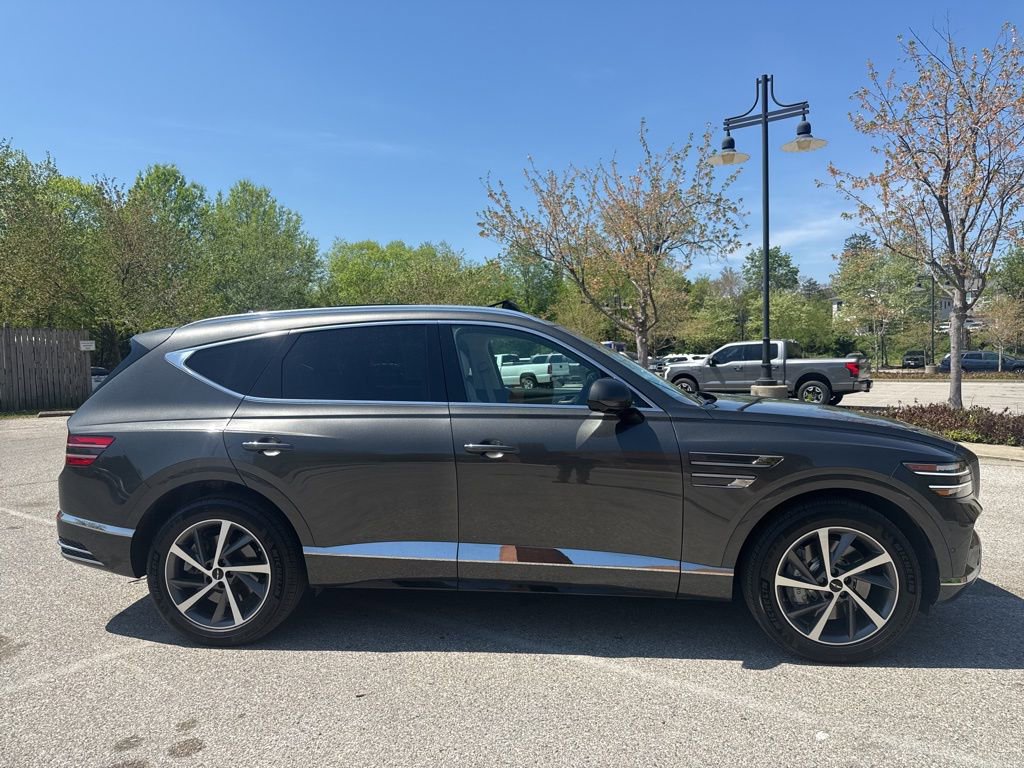 Certified 2025 Genesis GV80 2.5T Advanced AWD/4WD image 11
