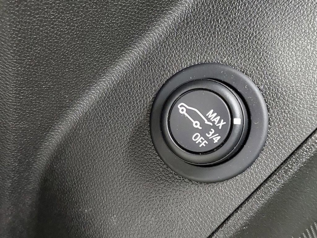 Used 2022 Chevrolet Equinox LT FWD image 30