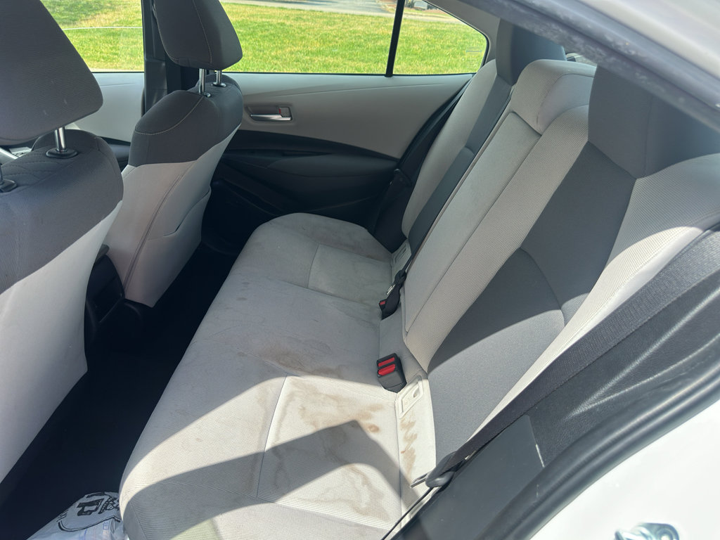 Used 2021 Toyota Corolla LE w/ Carpet Mat Package (TMS) image 14