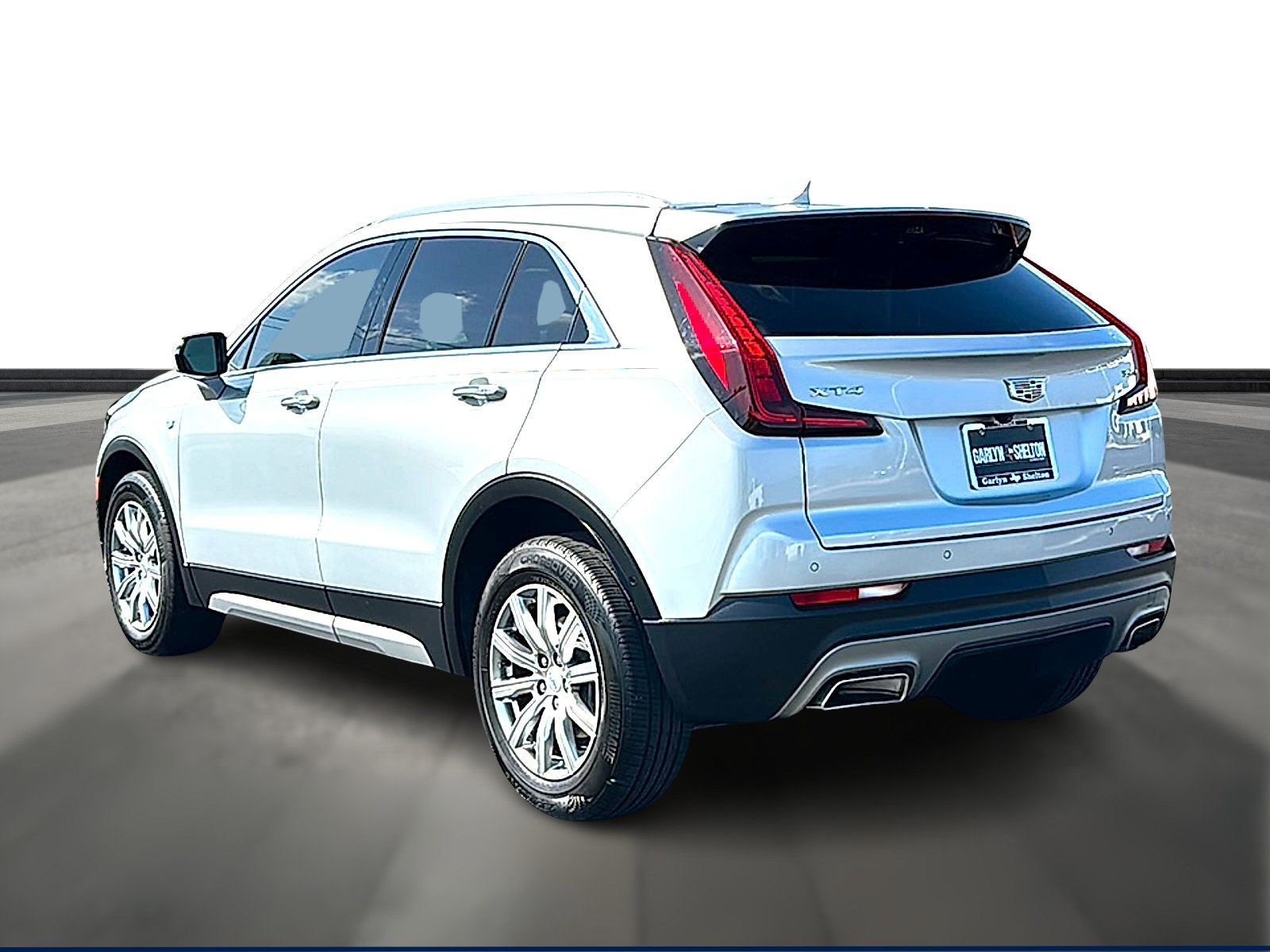 Used 2022 Cadillac XT4 Premium Luxury w/ Enhanced Visibility Package FWD image 6