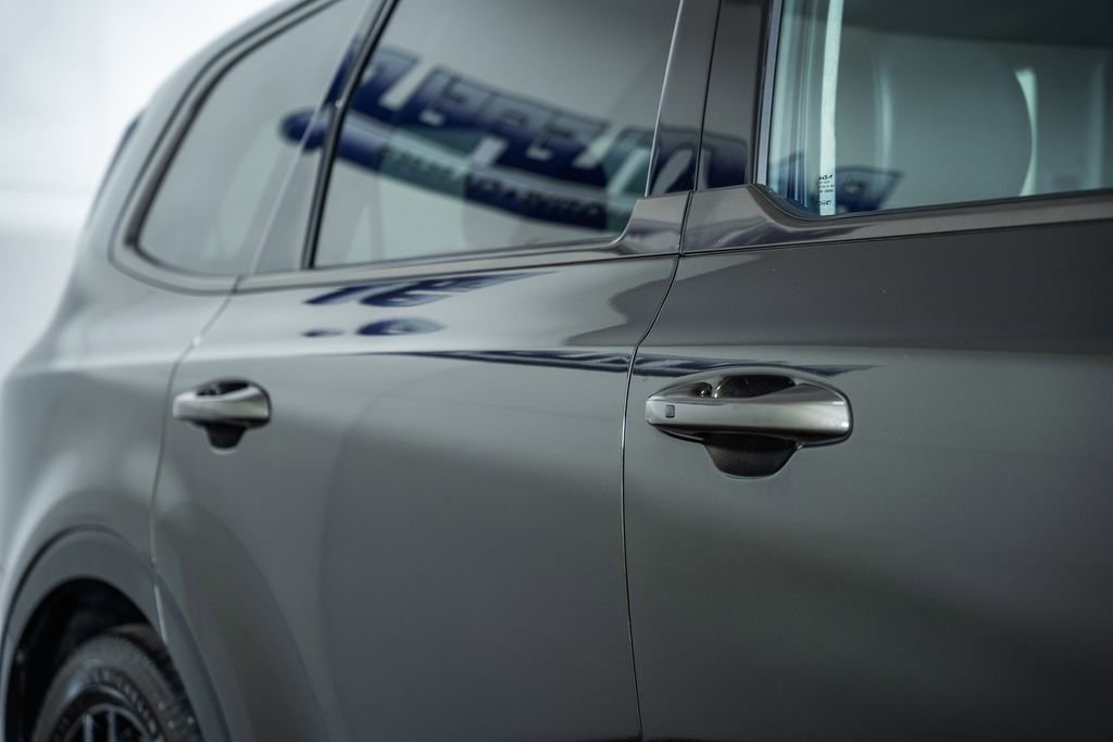 Used 2022 Kia Telluride SX w/ SX Prestige Package image 18