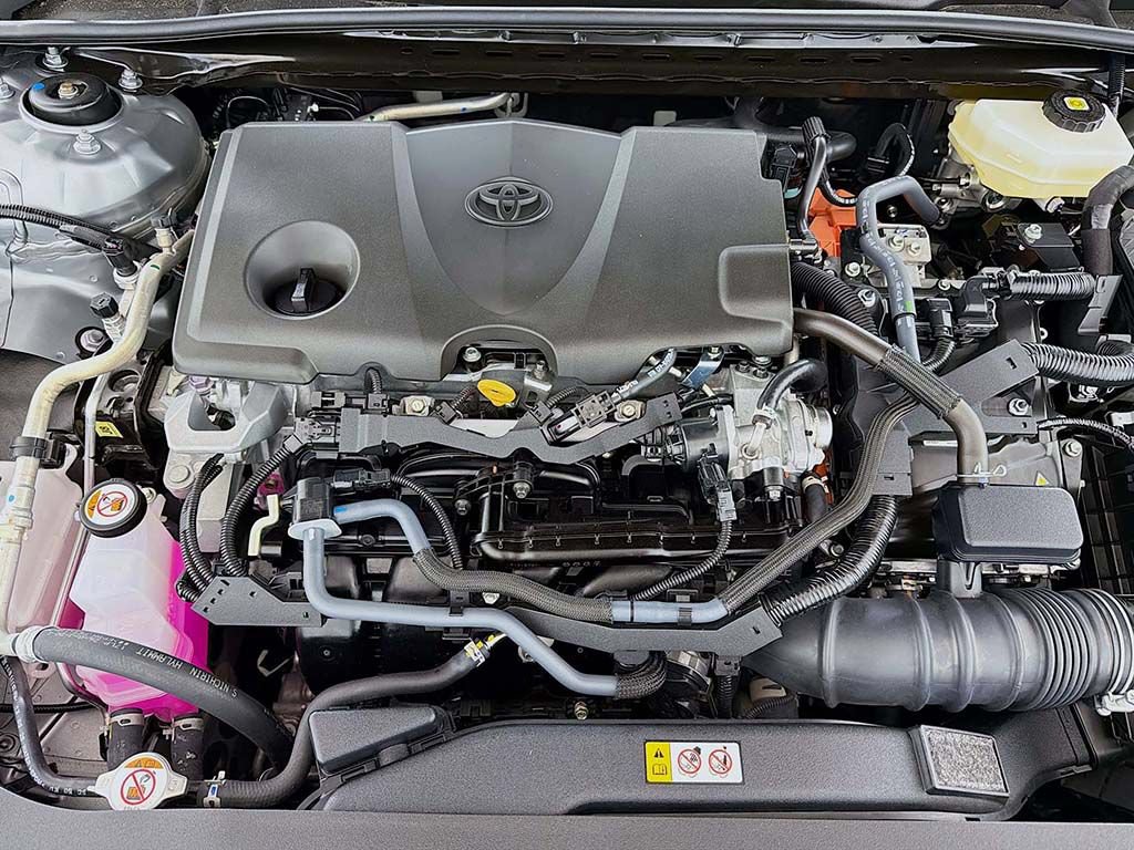 Used 2026 Toyota Camry SE FWD image 17