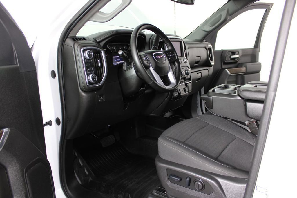 Used 2023 GMC Sierra 3500 SLE w/ SLE Convenience Package image 18