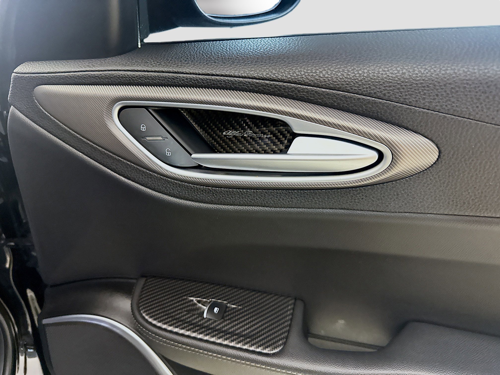 Used 2019 Alfa Romeo Giulia Ti Sport w/ Quick Order Package 22U Sport image 31