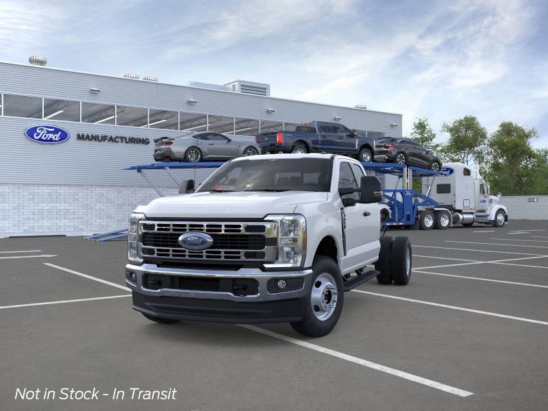 New 2026 Ford F350 XL image 2