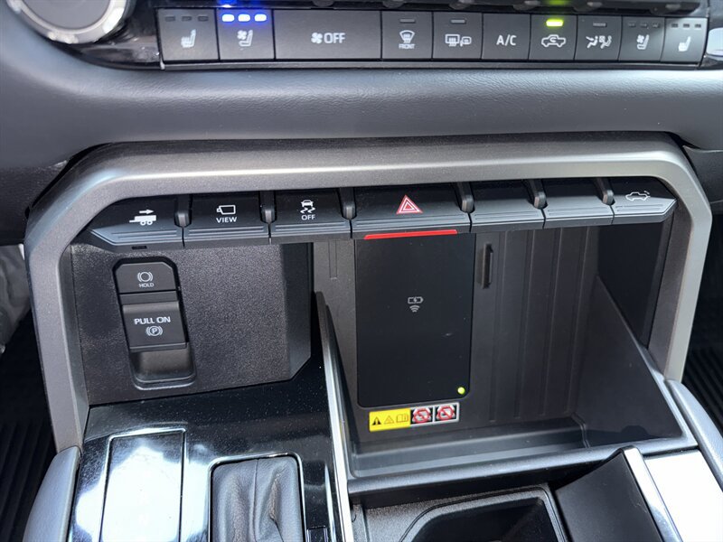 Used 2026 Toyota Tundra Platinum AWD/4WD image 44