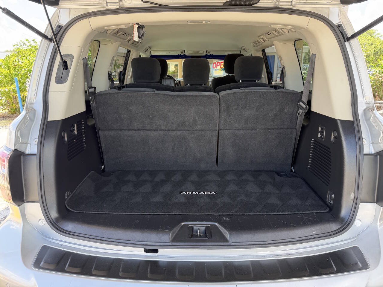 Used 2017 Nissan Armada SV w/ Driver Package RWD image 7