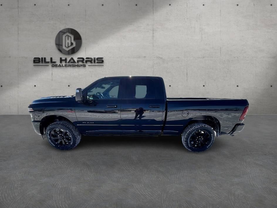 New 2026 RAM 3500 Laramie AWD/4WD image 10