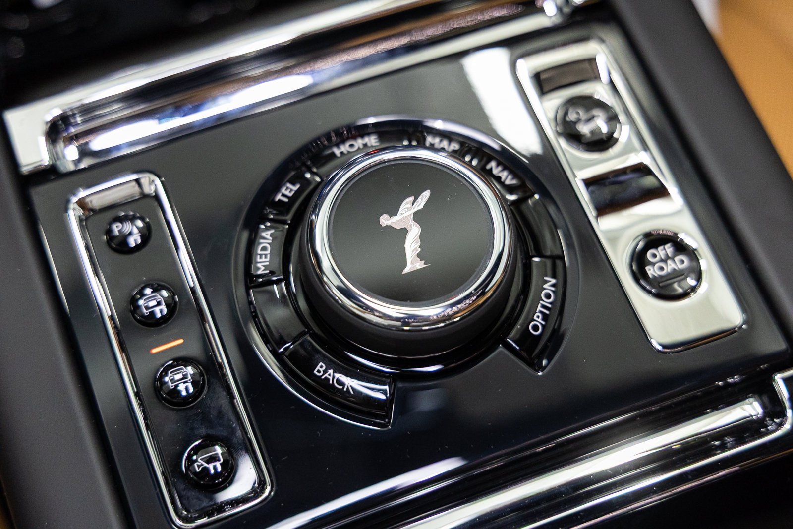 New 2027 Rolls-Royce Cullinan AWD/4WD image 47