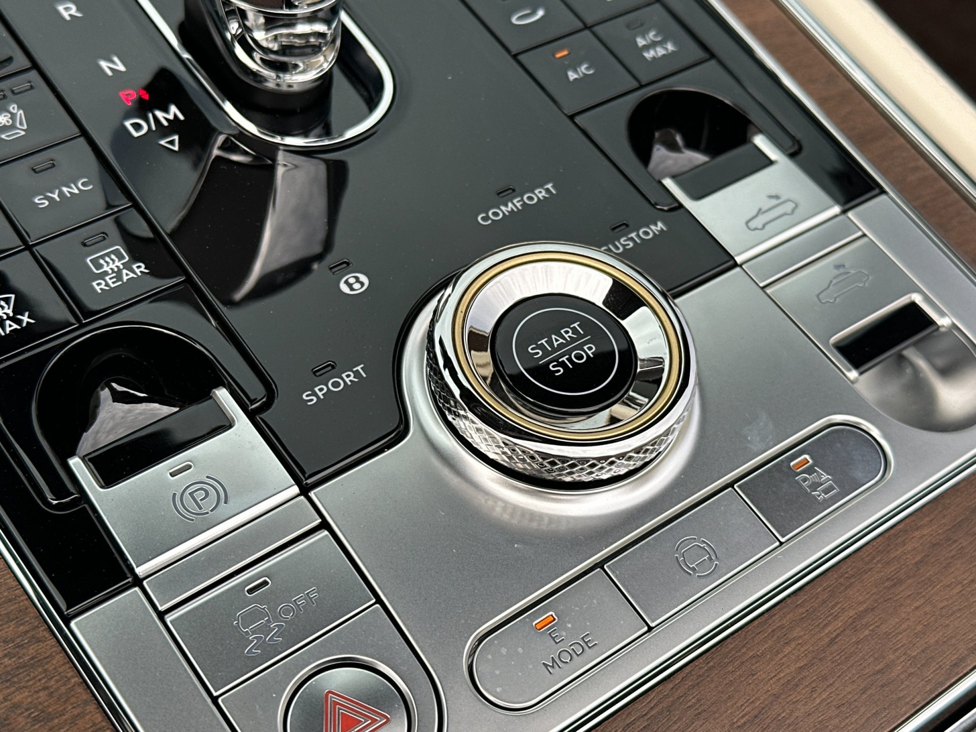 New 2026 Bentley Continental GT AWD/4WD image 25