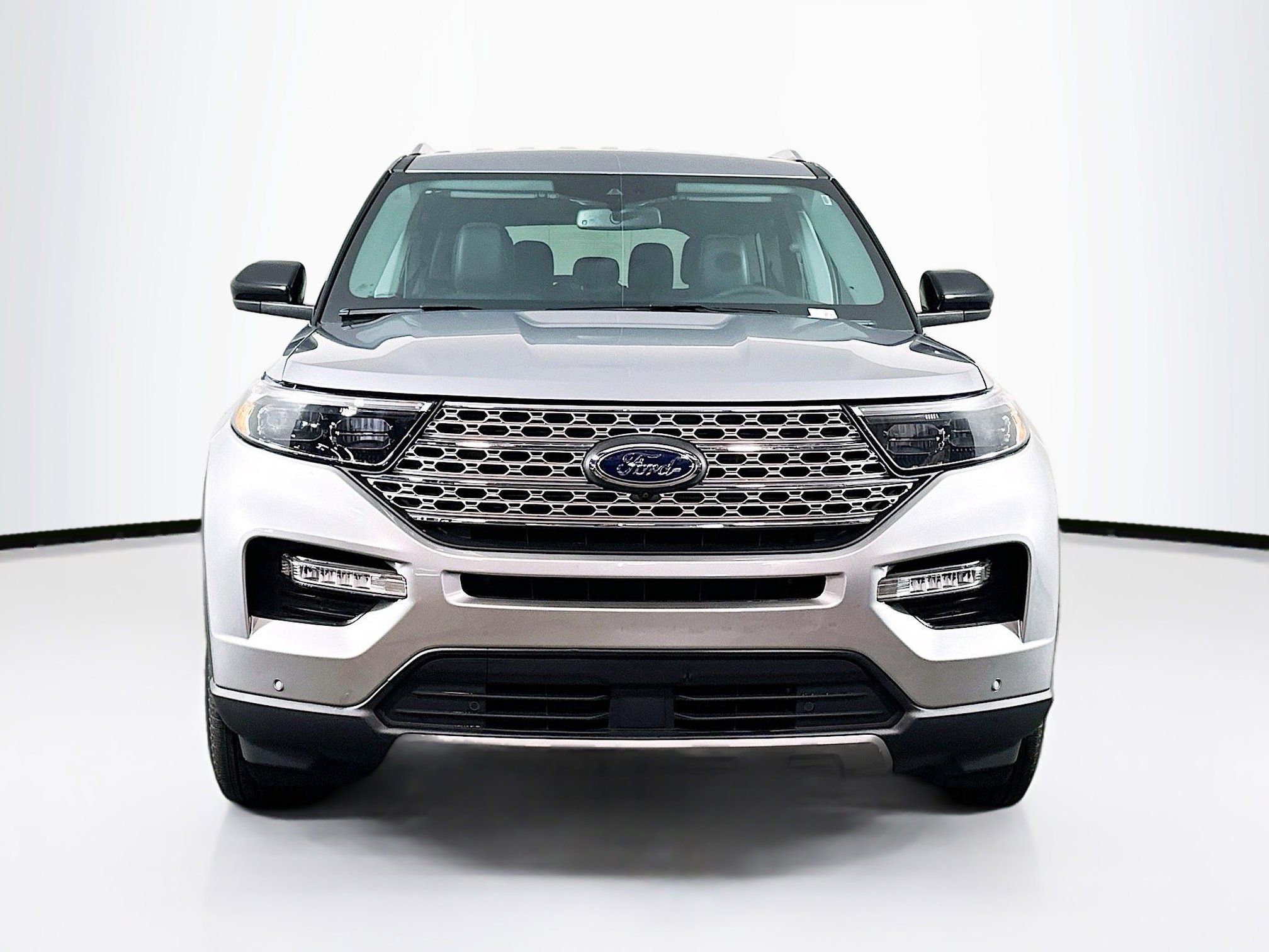 Used 2024 Ford Explorer Limited image 2