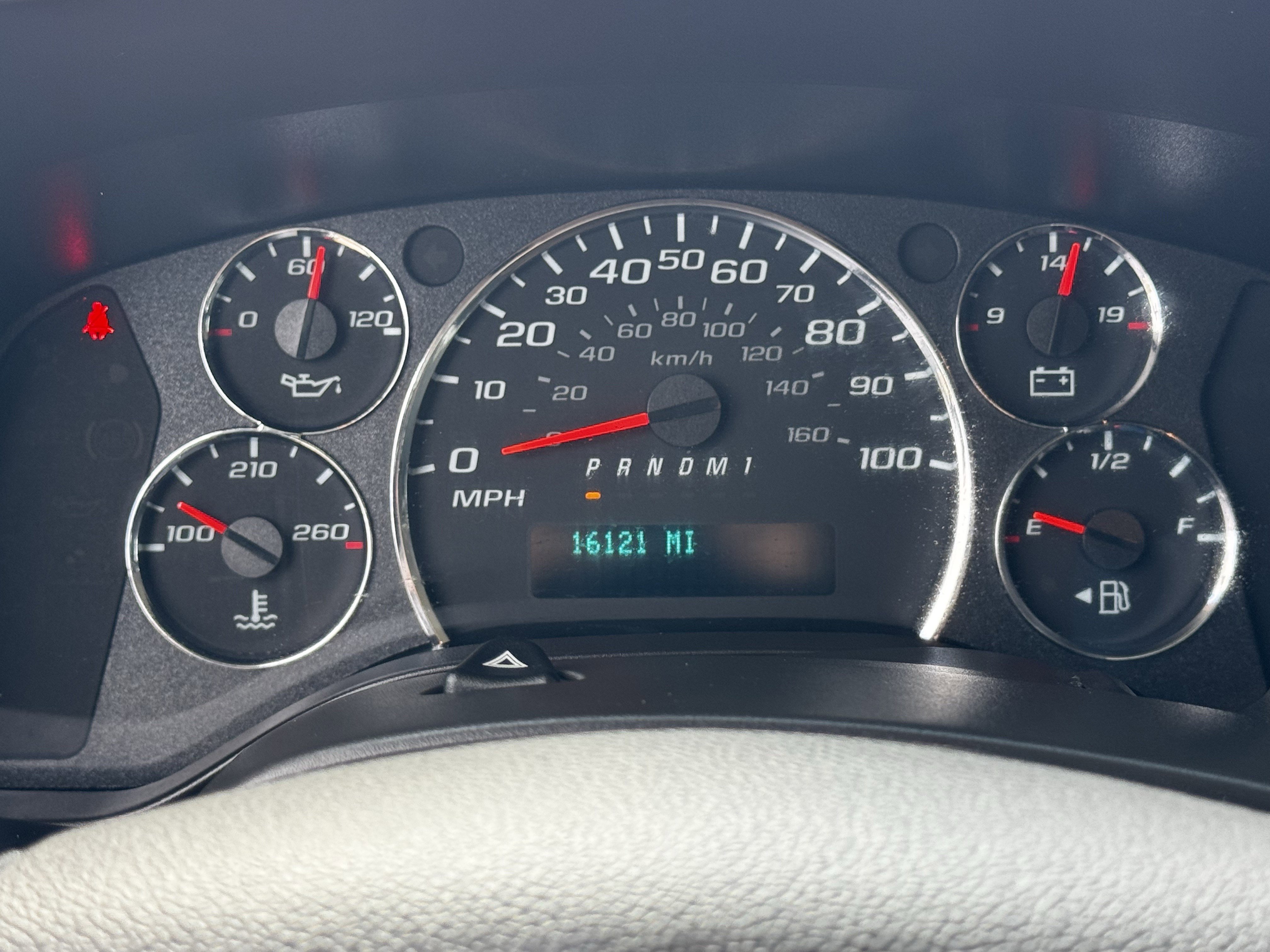 Used 2024 GMC Savana 2500 w/ Driver Convenience Package image 16