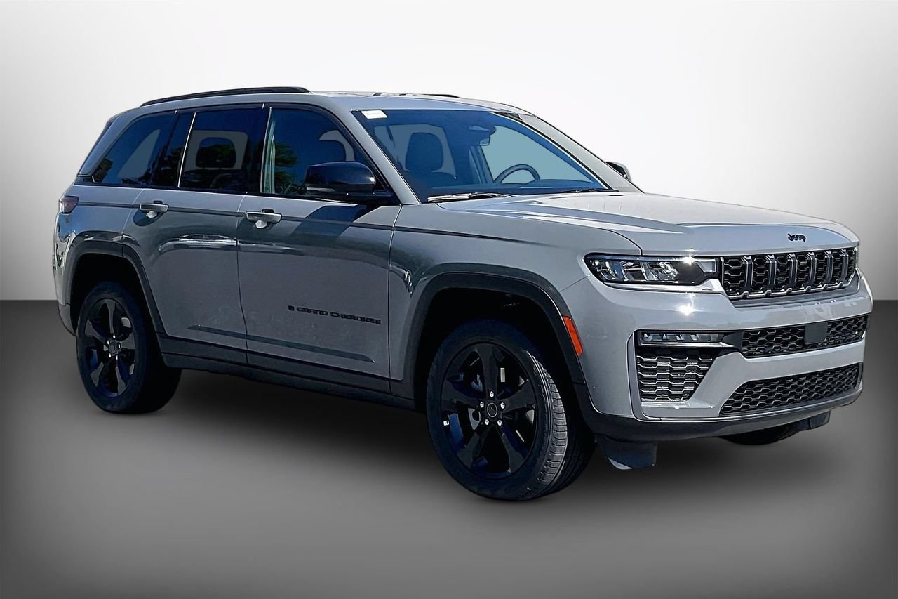 New 2027 Jeep Grand Cherokee Limited w/ Limited Altitude Package