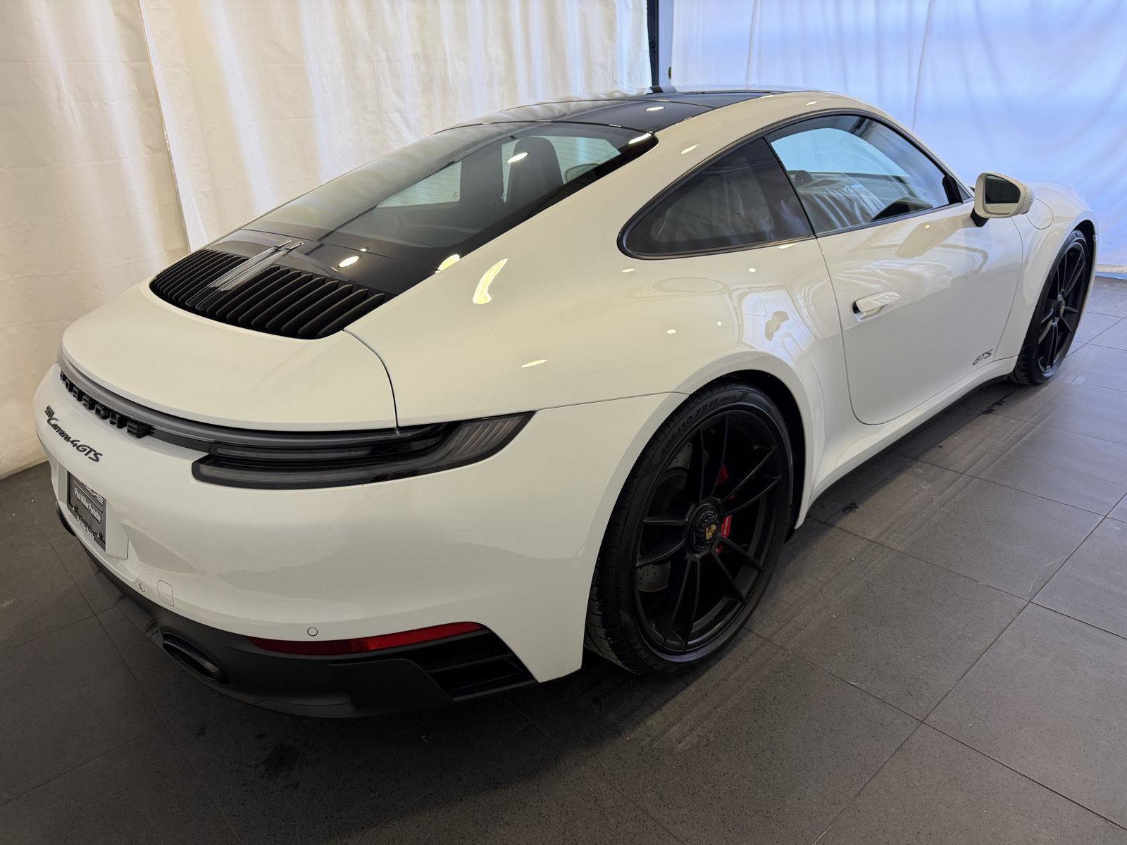 Used 2024 Porsche 911 Carrera 4 GTS image 9