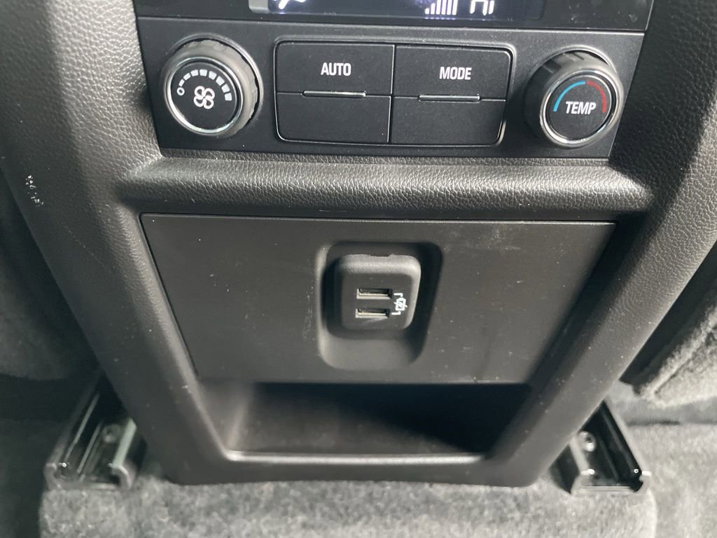 Used 2021 Chevrolet Traverse LT w/ LPO, Floor Liner Package image 36