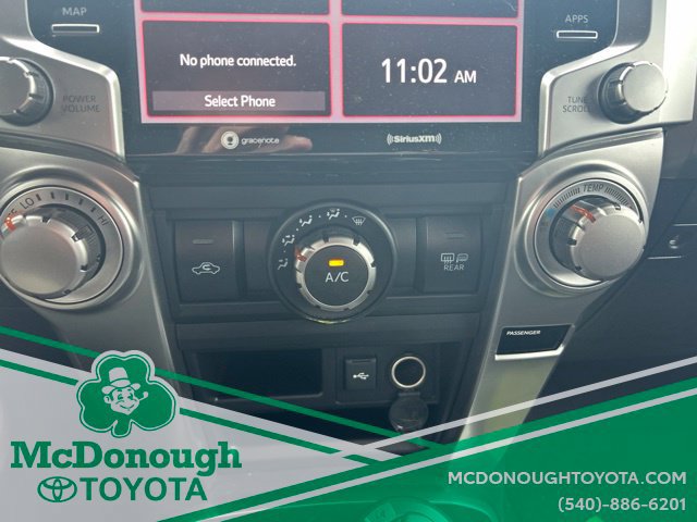 Used 2022 Toyota 4Runner TRD Sport w/ Technology Package AWD/4WD image 13