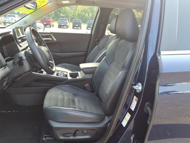 Used 2024 Mitsubishi Outlander SE AWD/4WD image 12