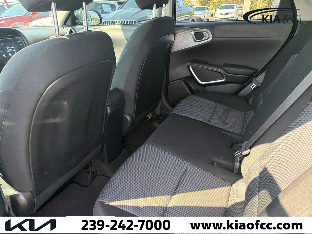 Used 2020 Kia Soul LX image 5