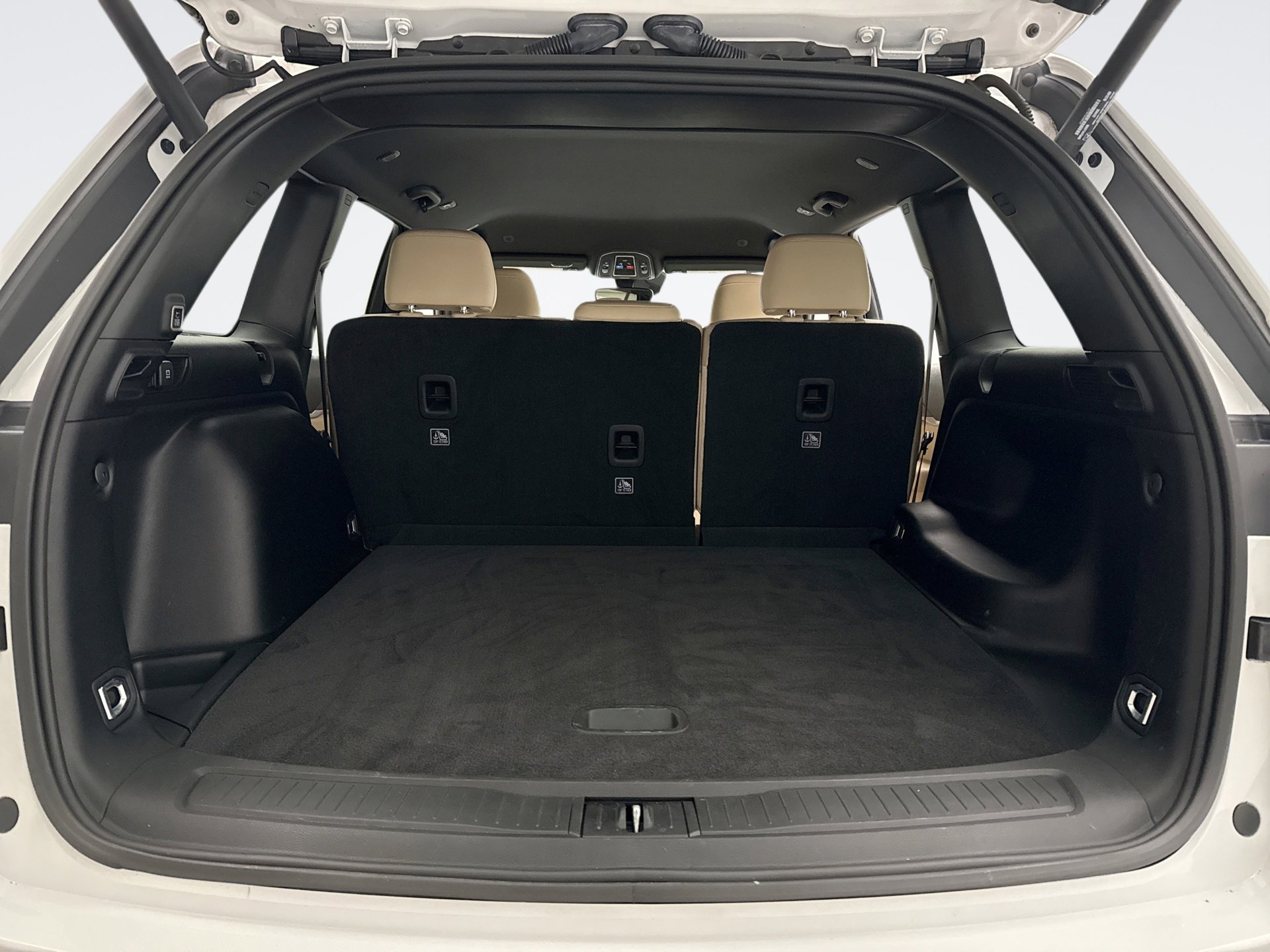 Used 2023 Jeep Grand Cherokee Limited image 19