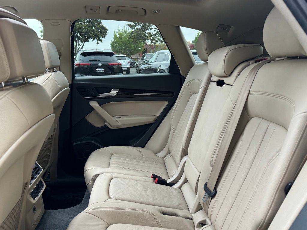 Used 2018 Audi Q5 2.0T Premium Plus w/ Premium Plus Package AWD/4WD image 20