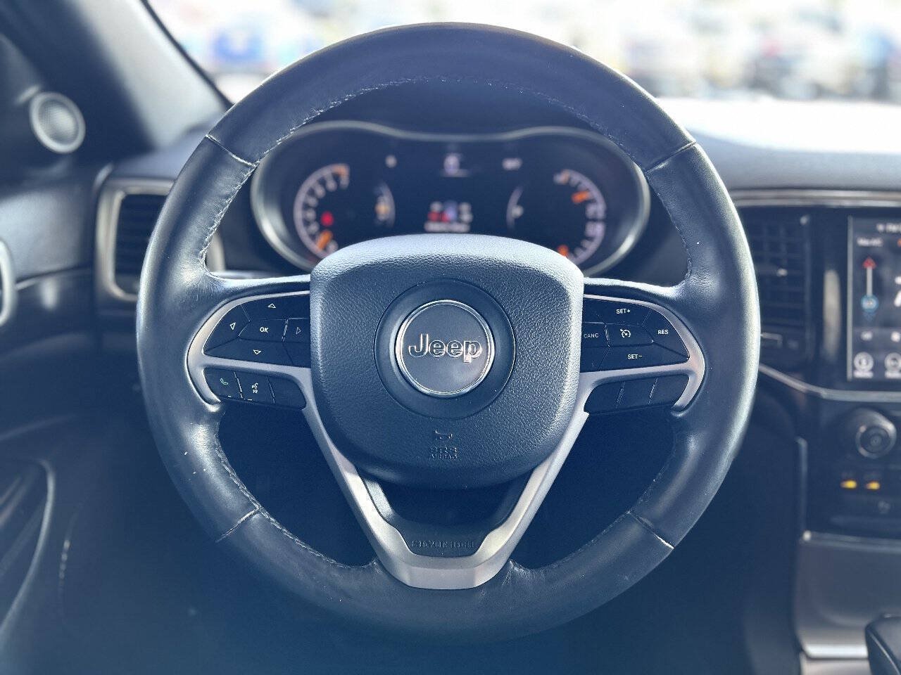 Used 2019 Jeep Grand Cherokee Altitude AWD/4WD image 54