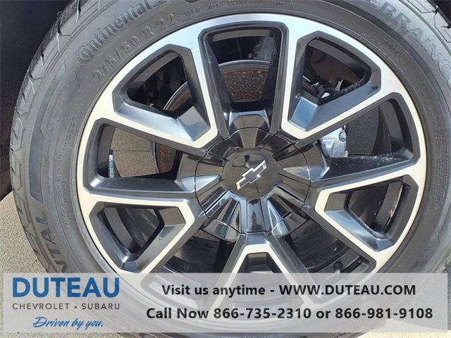 Used 2022 Chevrolet Suburban RST image 3