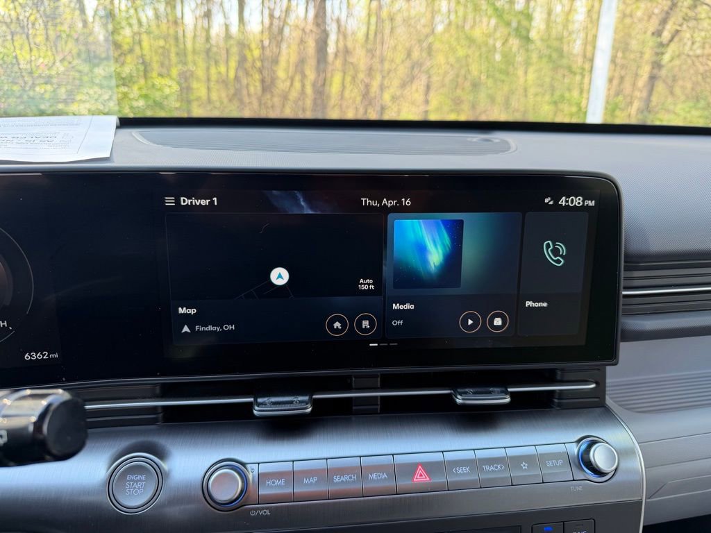 Used 2025 Hyundai Kona Limited image 13
