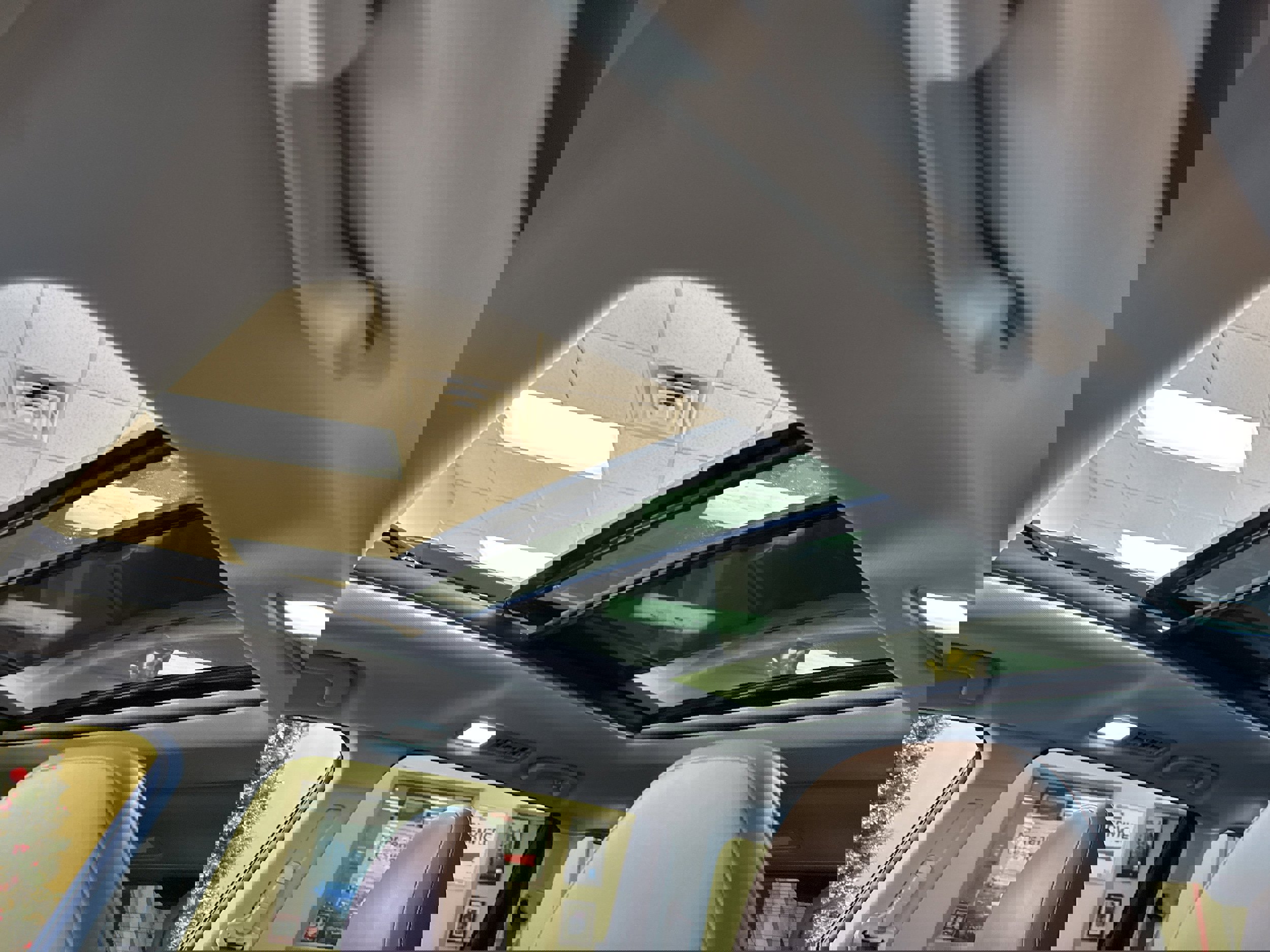 Used 2022 Subaru Ascent Touring w/ Popular Package #2A image 8